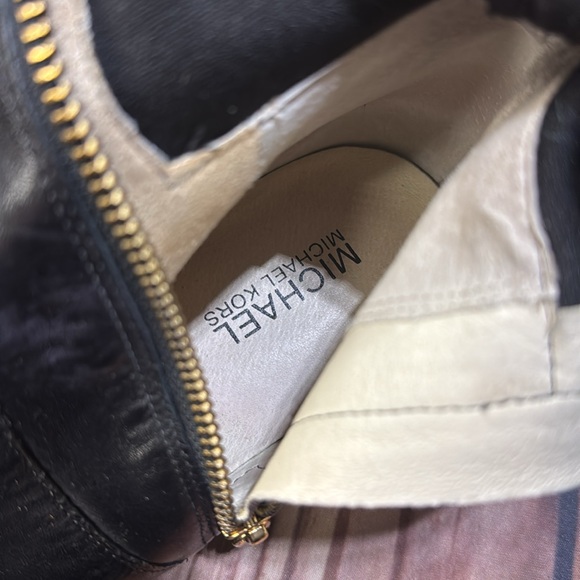 Michael Kors Leather Tall Zip Up Boots Size 11 - Picture 6 of 7